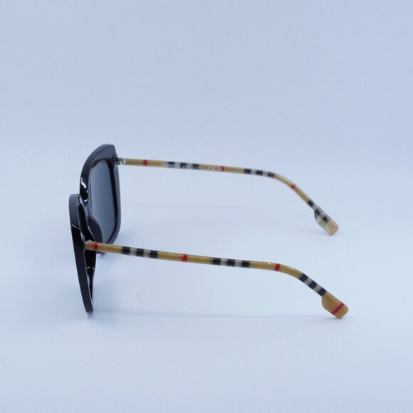 Burberry BE4323 385387 Sunglasses Nero Square Frame, Grey Lenses main image 8